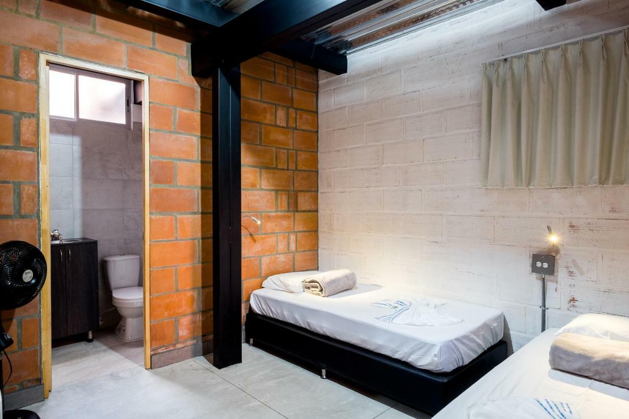 Medellin Backpacker Hostel Eksteriør bilde