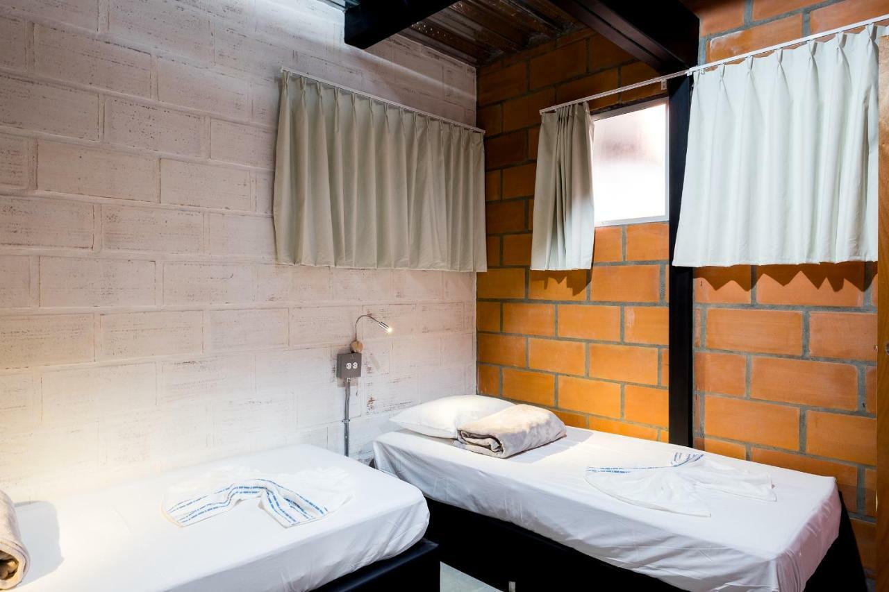 Medellin Backpacker Hostel Eksteriør bilde