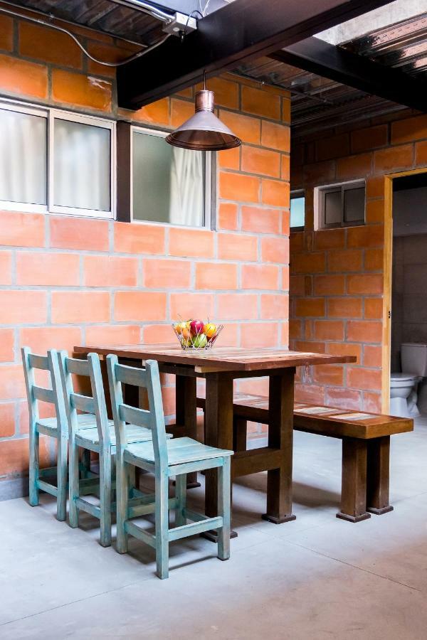 Medellin Backpacker Hostel Eksteriør bilde