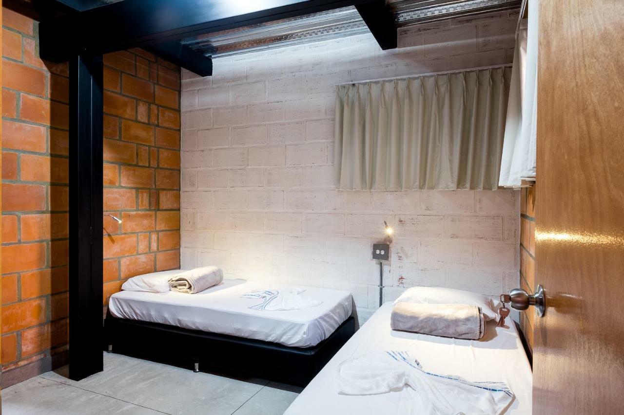 Medellin Backpacker Hostel Eksteriør bilde