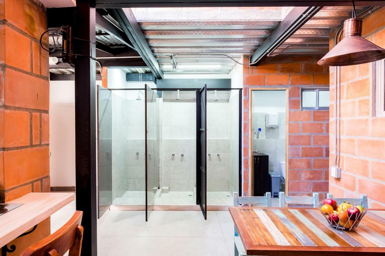 Medellin Backpacker Hostel Eksteriør bilde