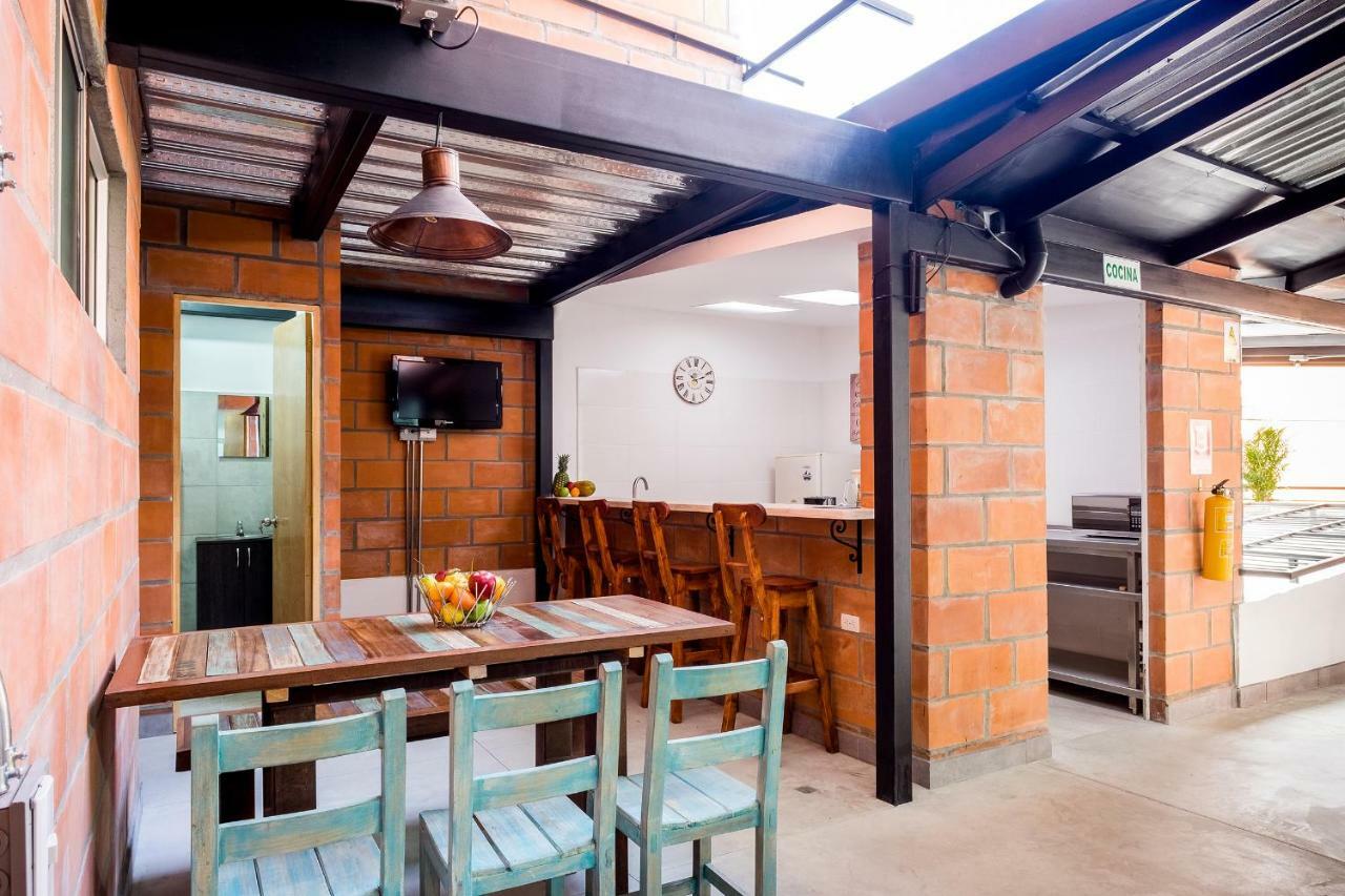 Medellin Backpacker Hostel Eksteriør bilde