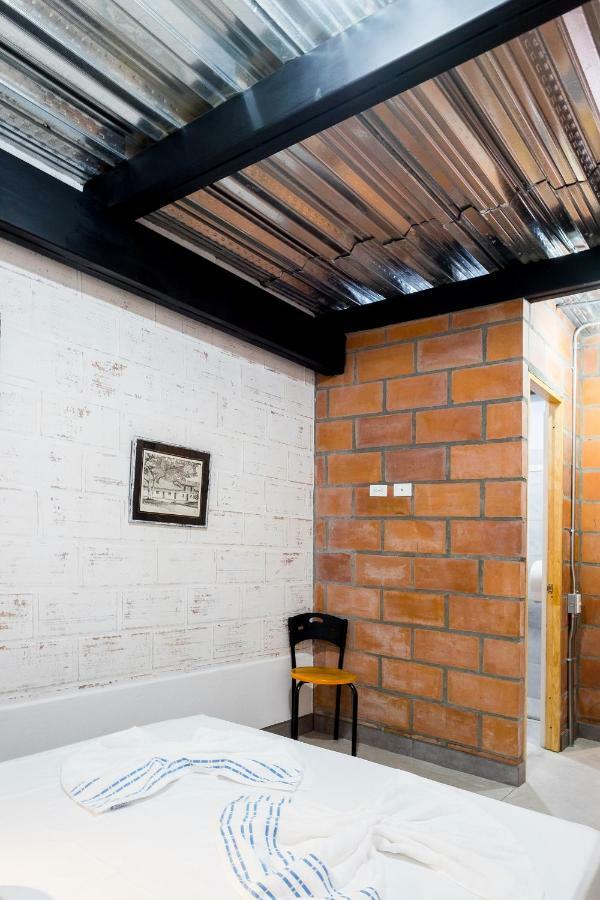 Medellin Backpacker Hostel Eksteriør bilde